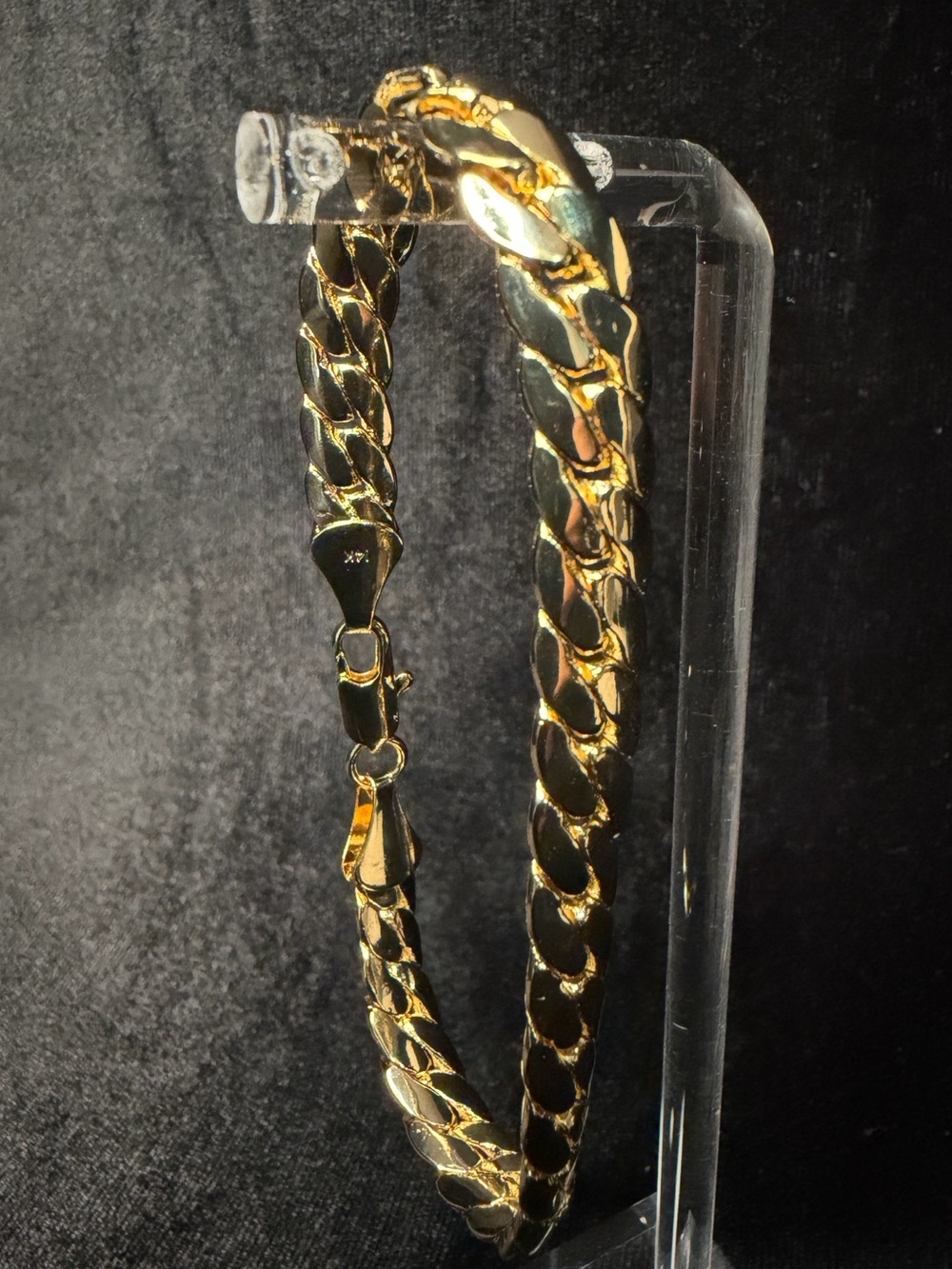 Miami Cuban 8in 8MM 14K Stamped Premium Finish Bracelet w/Lobster clasp